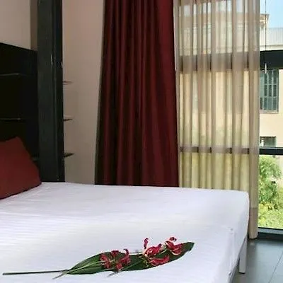 Aparthotel Allada 3* Barselona